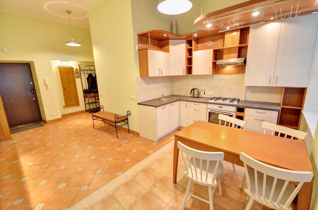 Great Apartment Near Town Hall فيلنيوس المظهر الخارجي الصورة