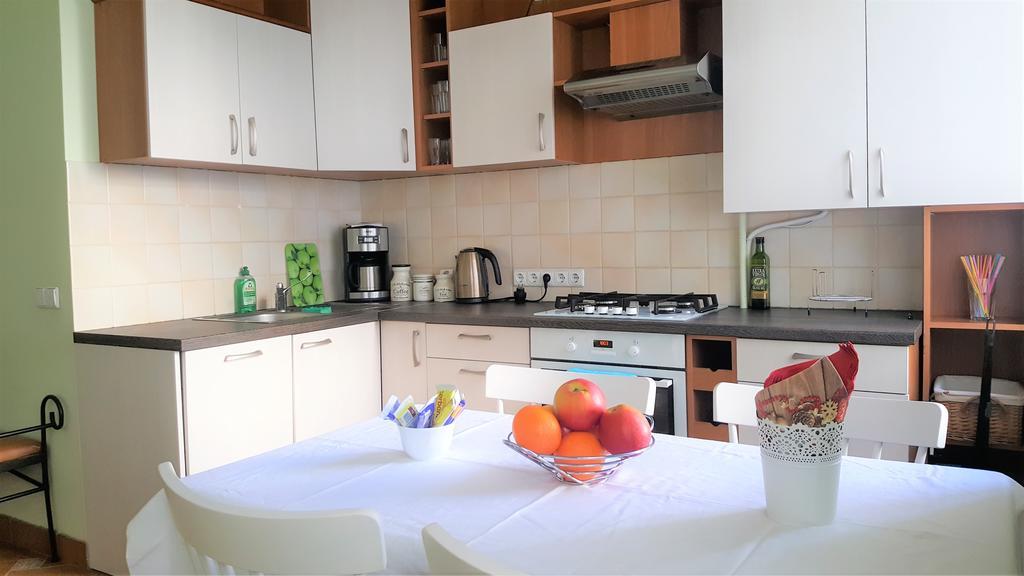 Great Apartment Near Town Hall فيلنيوس المظهر الخارجي الصورة